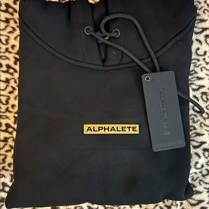 Alphalete Crop Hoodie Black & Gold